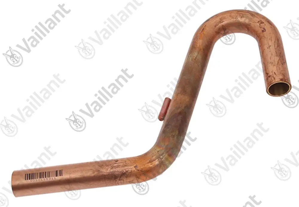 Kupferrohr mit gebogener Form von Vaillant. Ein Ende ist offen, das andere Ende weist einen Anbindungspunkt auf. Ideal für Heizungs- oder Wasserleitungen.